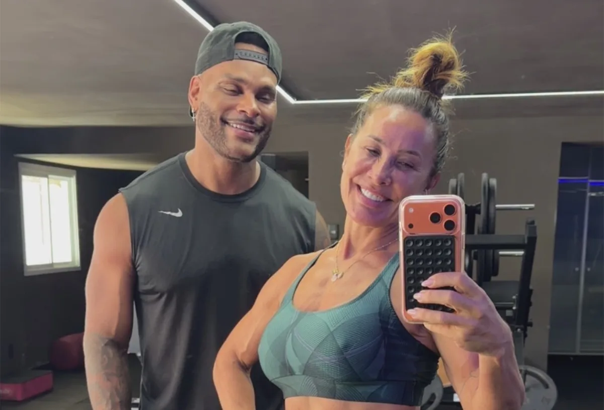 Scheila Carvalho compartilha treino com Tony Salles e fala sobre nova fase