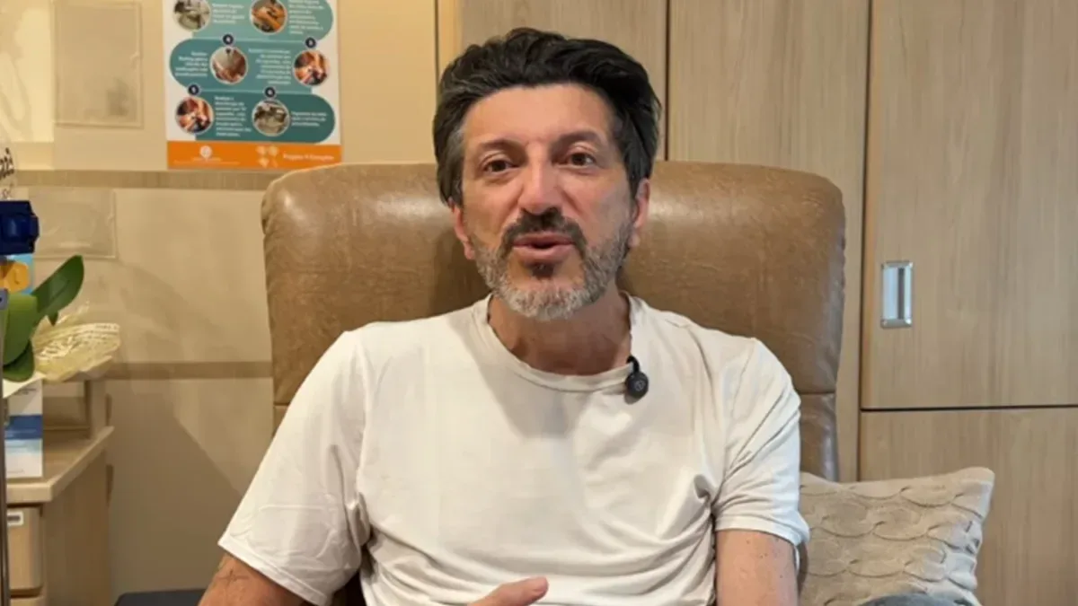 Lito Sousa inicia tratamento experimental contra doença rara em São Paulo