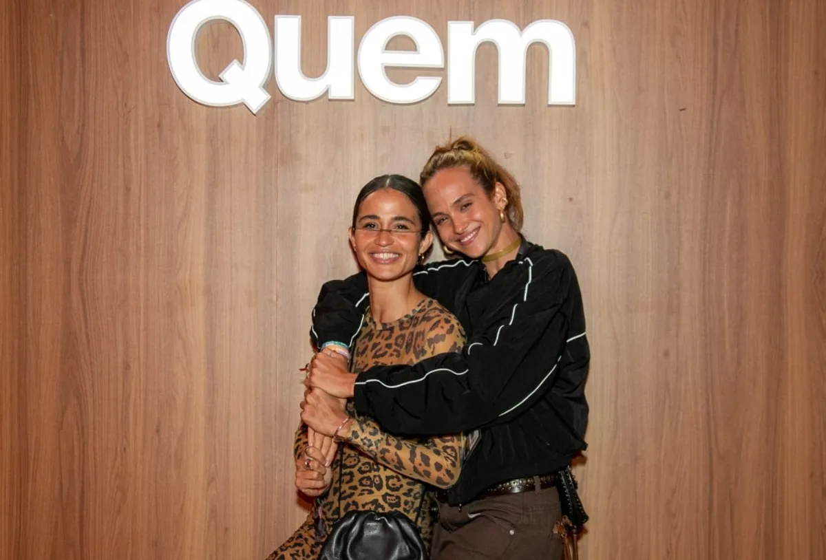 Nanda Costa confirma relacionamento com Emilie Rey durante o Rock in Rio