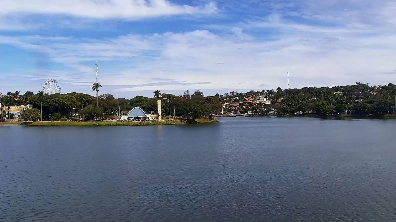 Lei autoriza esportes e atividades náuticas na Lagoa da Pampulha