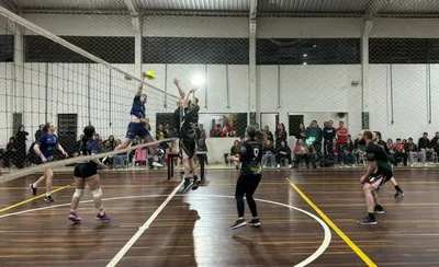 Copa Unisc começa com três vitórias no voleibol misto