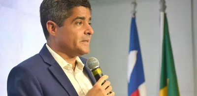 Após polêmica com cor em 2022, ACM Neto muda e se autodeclara branco no TSE