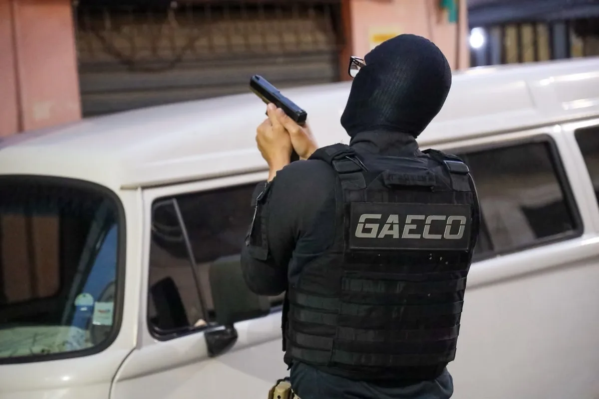 Operação mira grupo suspeito de tráfico e lavagem de dinheiro na Bahia