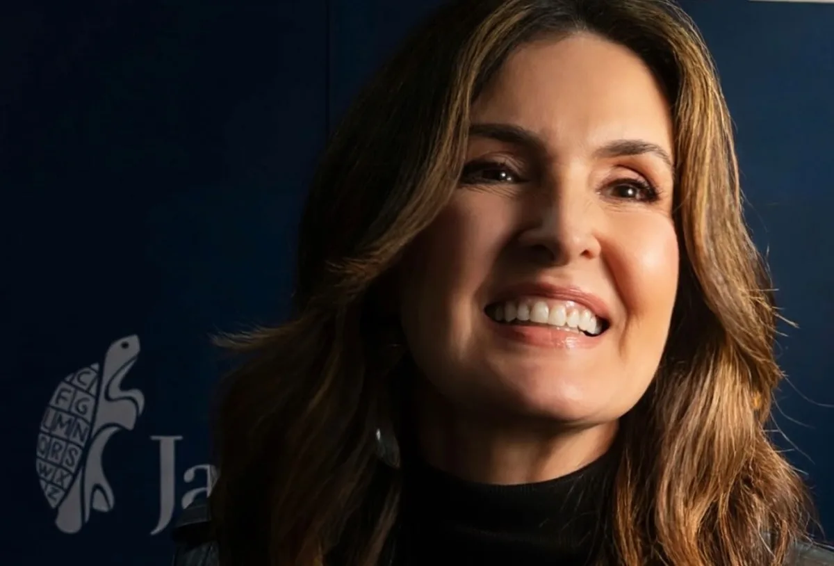 Fátima Bernardes vai passar aniversário de 2026 com os três filhos na França