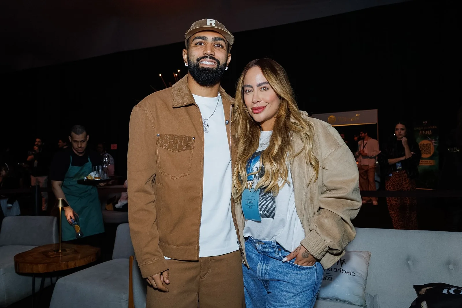 Gabigol e Rafaella Santos aparecem juntos em noite de espetáculo em São Paulo