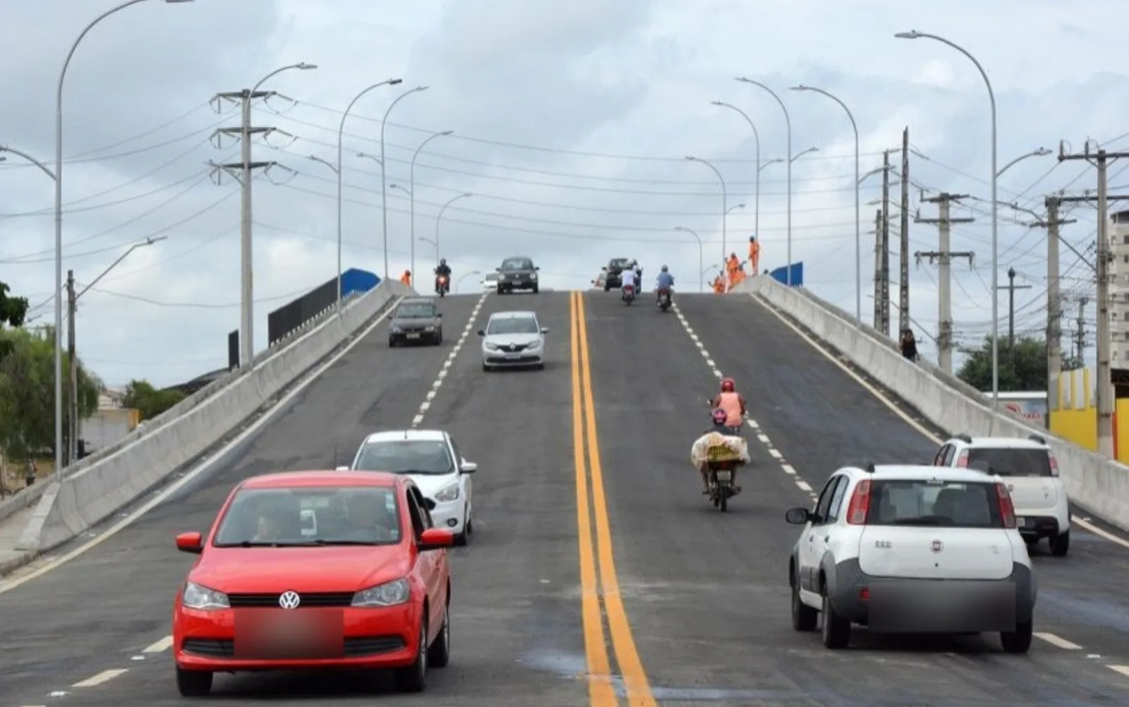 Retorno sob viaduto em Feira de Santana terá bloqueio em duas etapas