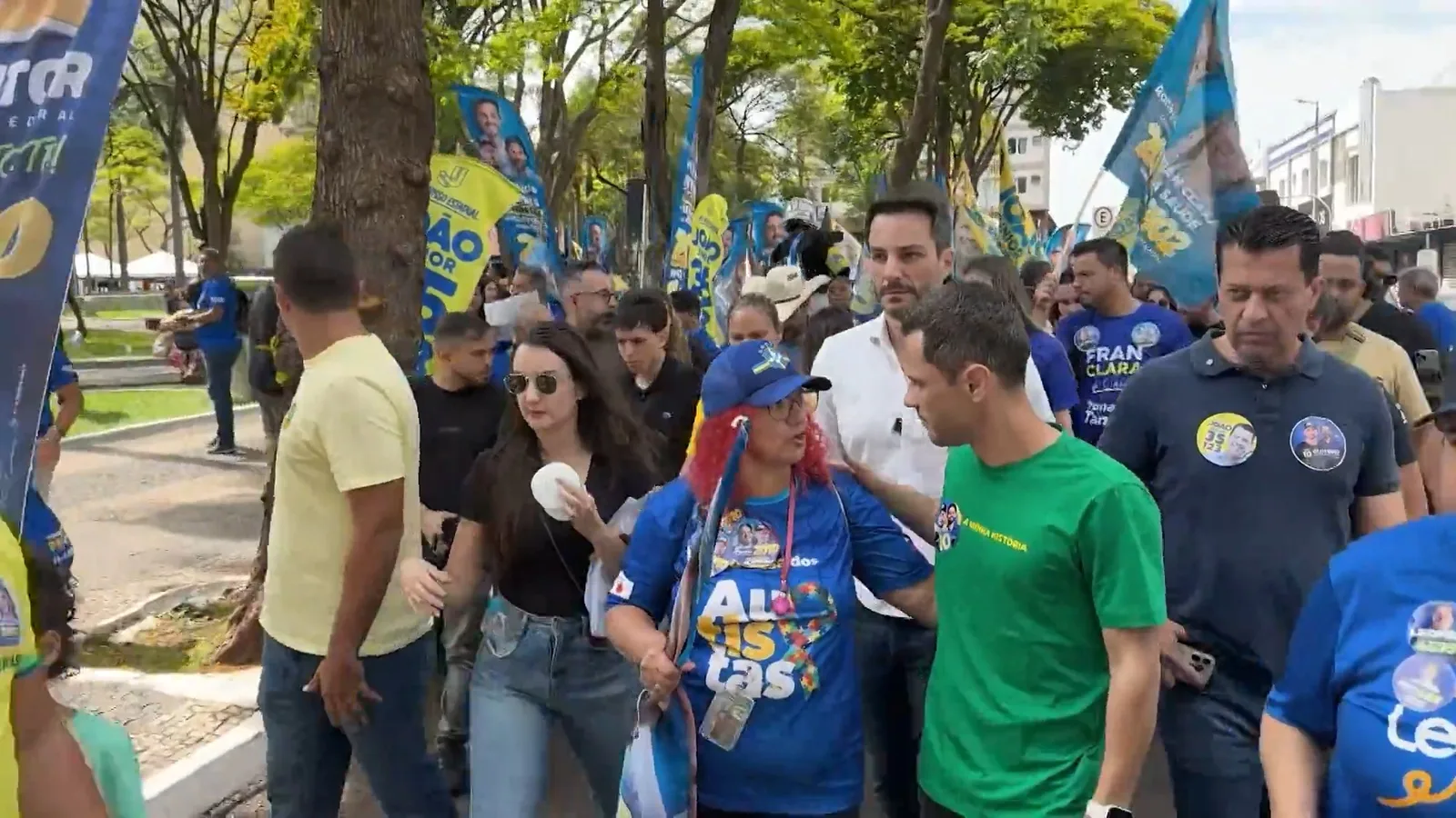 Cleitinho anuncia revisão de pedágios e redução do IPVA em Minas