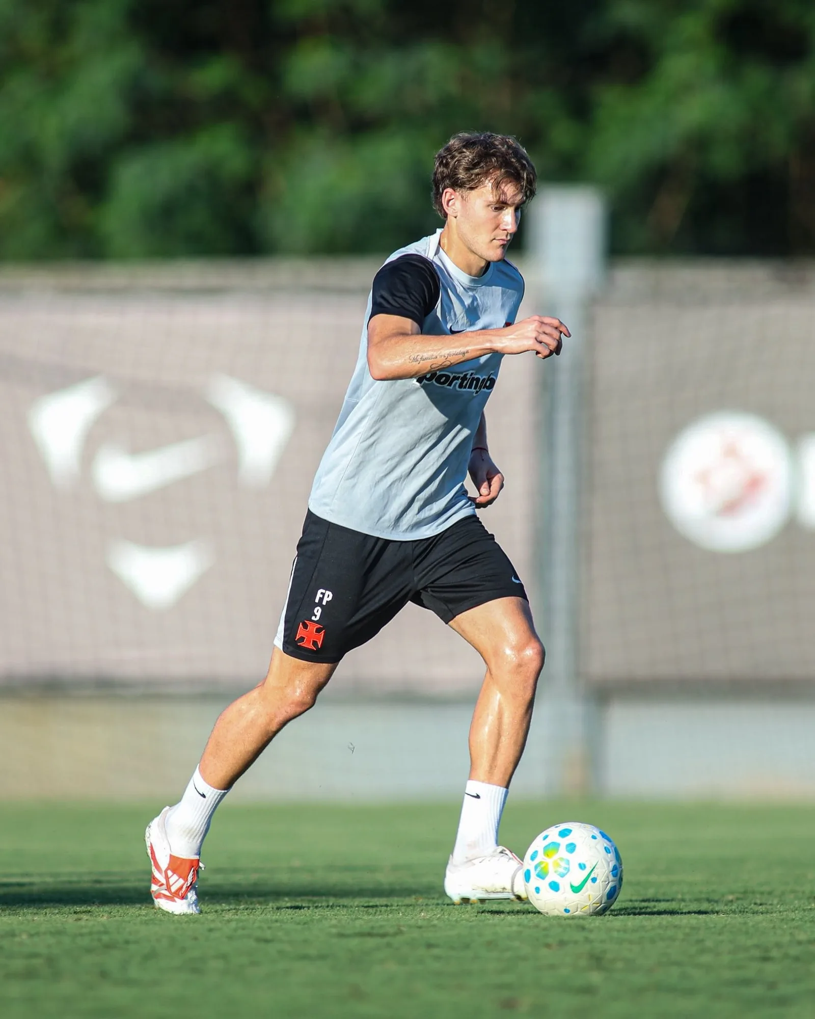 Vasco define formação para encarar o Fluminense no Maracanã