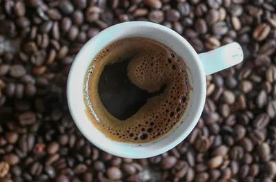 Aroma do café altera humor, mas não muda frequência cardíaca, diz pesquisa