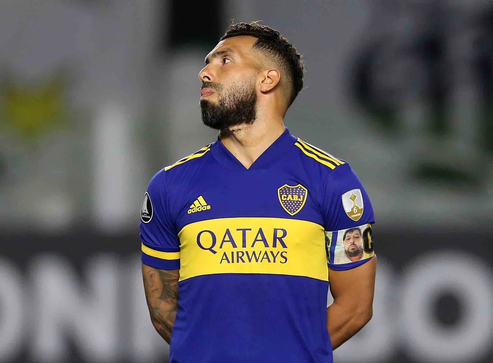 Tevez organiza despedida com ídolos e ex-companheiros no Boca Juniors