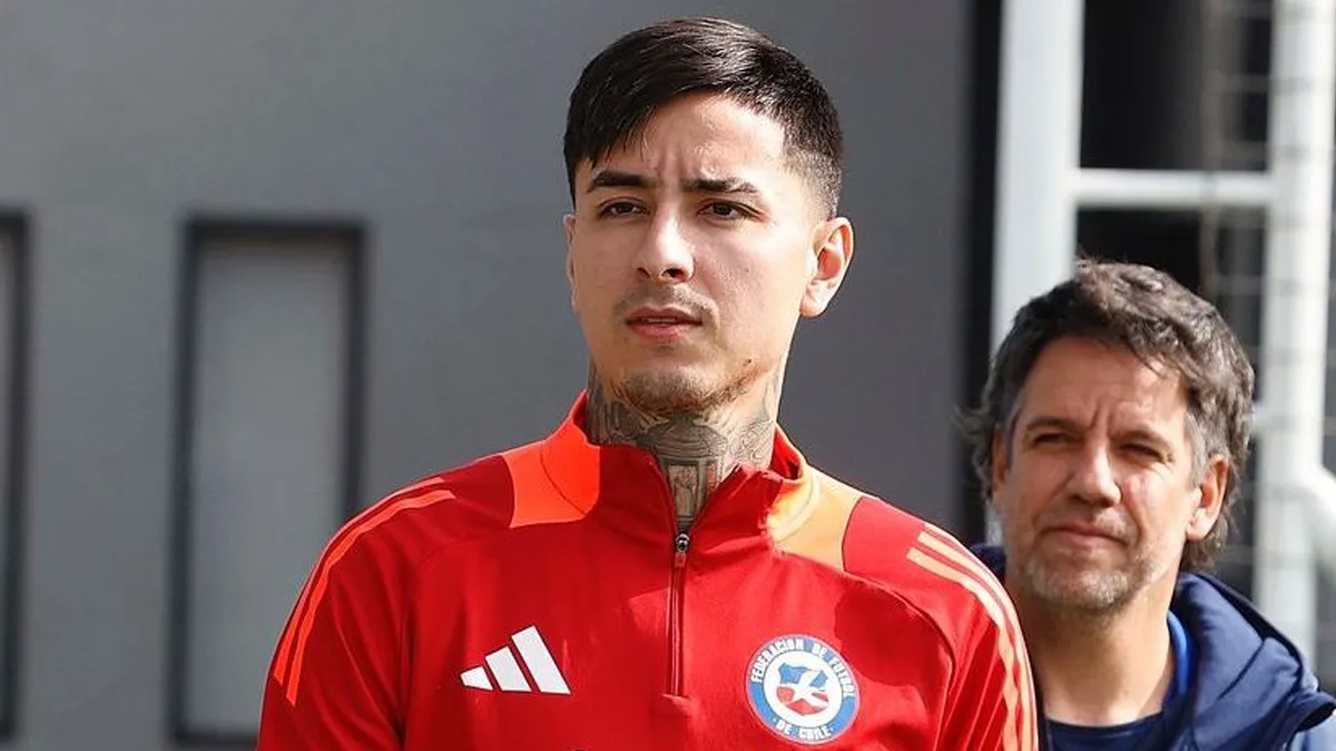 Esteban Paredes critica decisão de Pulgar de não defender o Chile