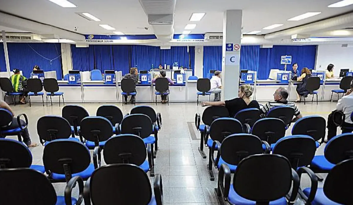 Nova portaria mantém por mais 365 dias regra para auxílio analisado por documentos
