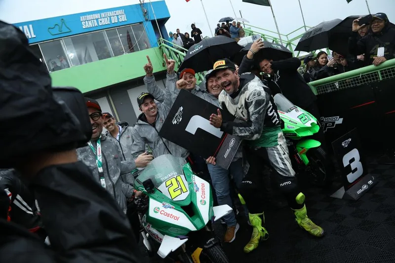 Marcelo Miarelli conquista segunda vitória na temporada da GP Light