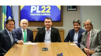 PL baiano esquece de Flávio Bolsonaro