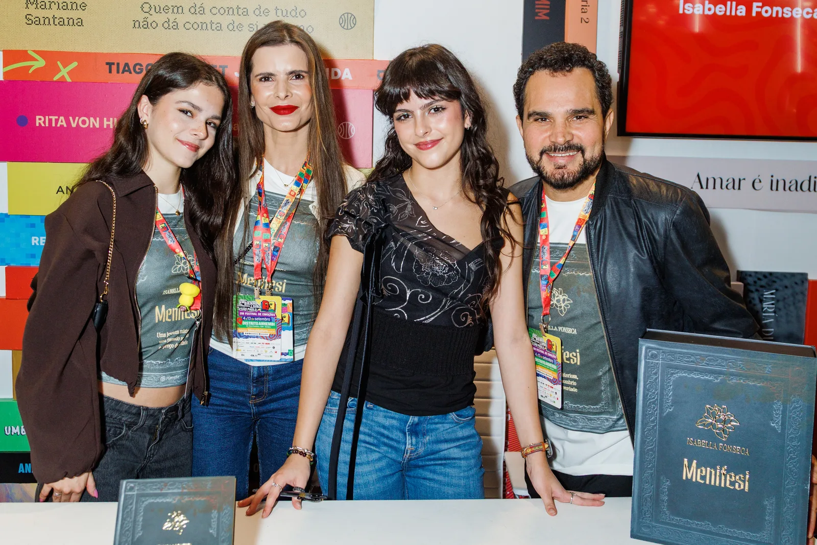 Isabella Fonseca lança livro de suspense na Bienal de São Paulo