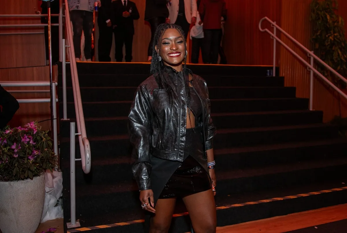 Erika Januza diz que não se fechou para o amor após término com Arlindinho