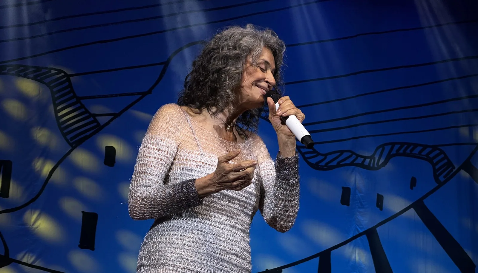 Simone leva novo espetáculo a Salvador em novembro
