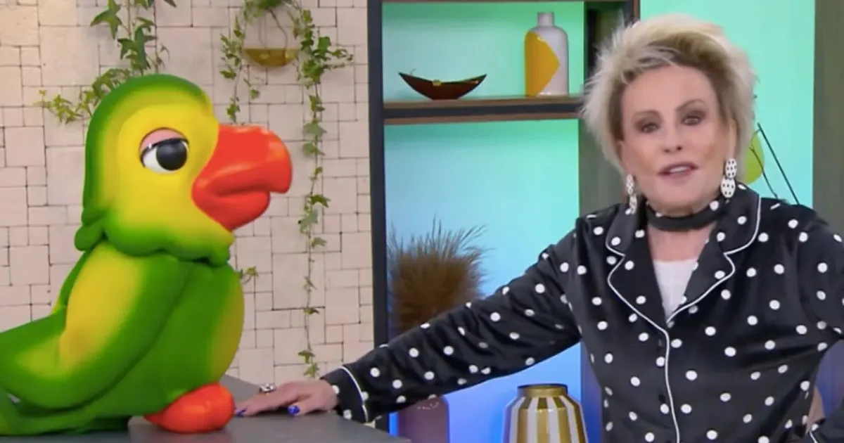 Ana Maria vai de pijama ao Mais Você e explica escolha ao vivo