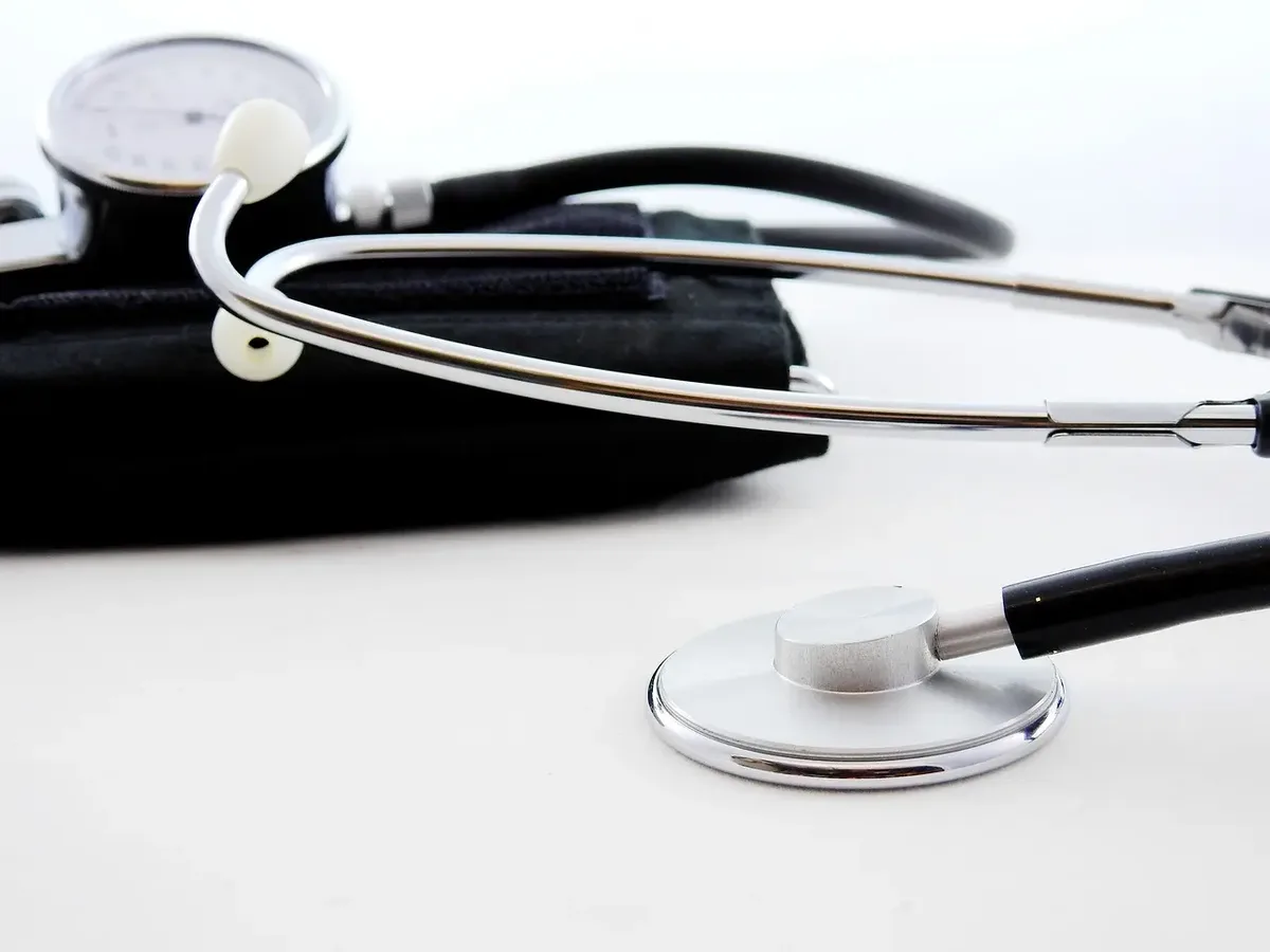 Pesquisa aponta alta frequência de depressão e ansiedade entre estudantes de medicina