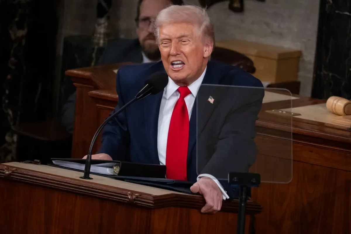 Trump amplia ataques à Suprema Corte após decisão sobre cédulas pelo correio