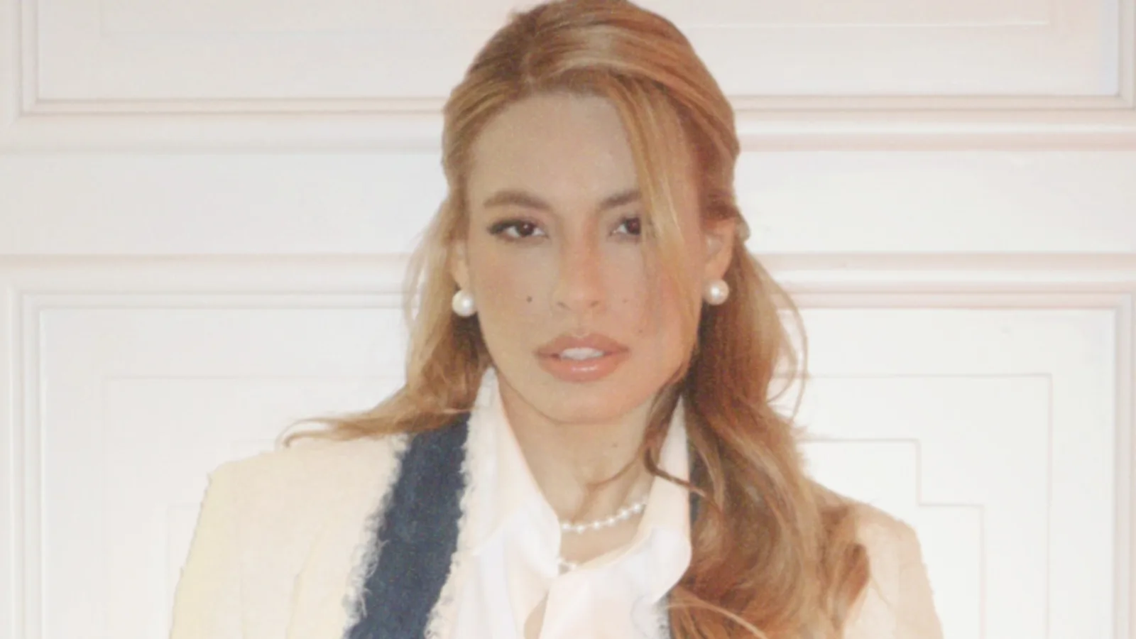 Beatriz Reis leva estética retrô à Semana de Moda de Milão