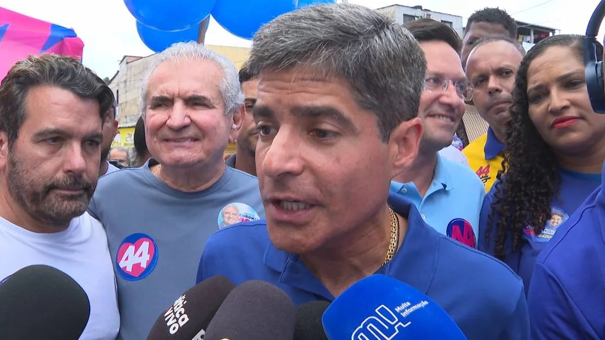 ACM Neto apresenta propostas para emprego e renda em caminhada na Bahia