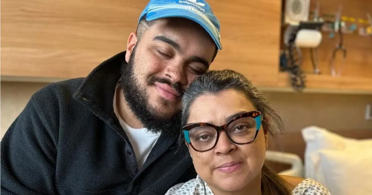 Francisco Gil relata presença de Preta durante viagem planejada com a mãe