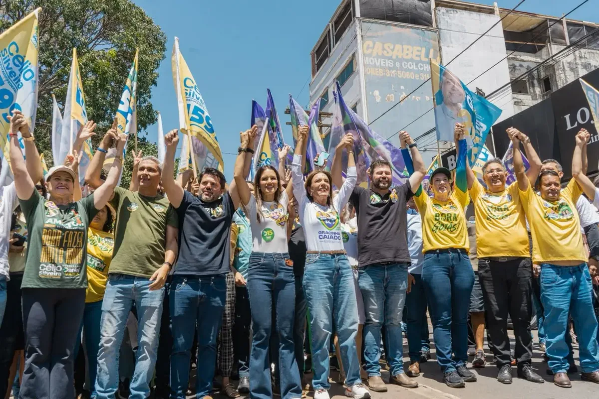 Caminhada em Anápolis reúne Gracinha Caiado e Gustavo Gayer com apoio de Márcio Corrêa