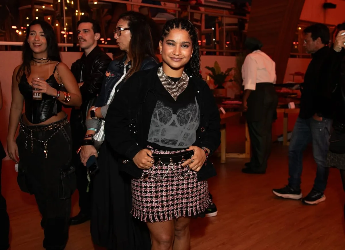 Milena estreia novo visual e comenta fama após o BBB 26