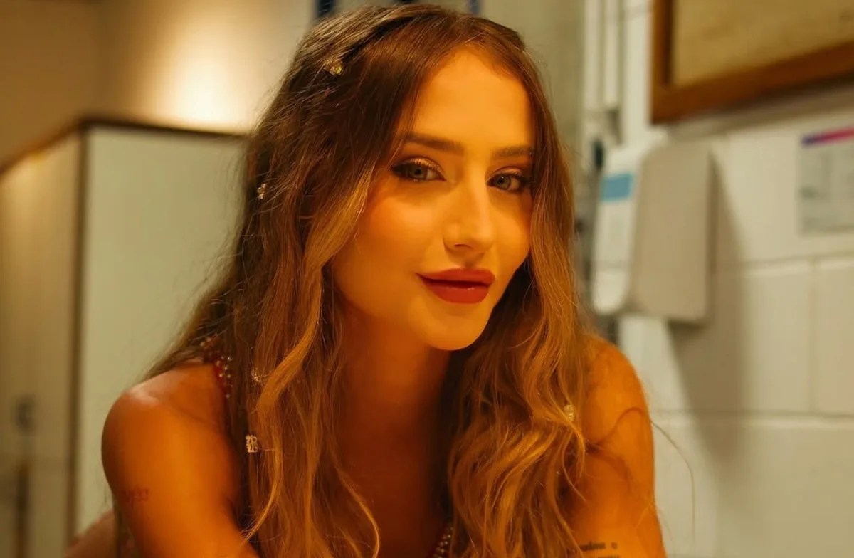 Bruna Griphao celebra desempenho no Dança dos Famosos