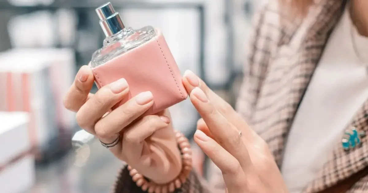 Cinco perfumes leves e refrescantes para usar na primavera