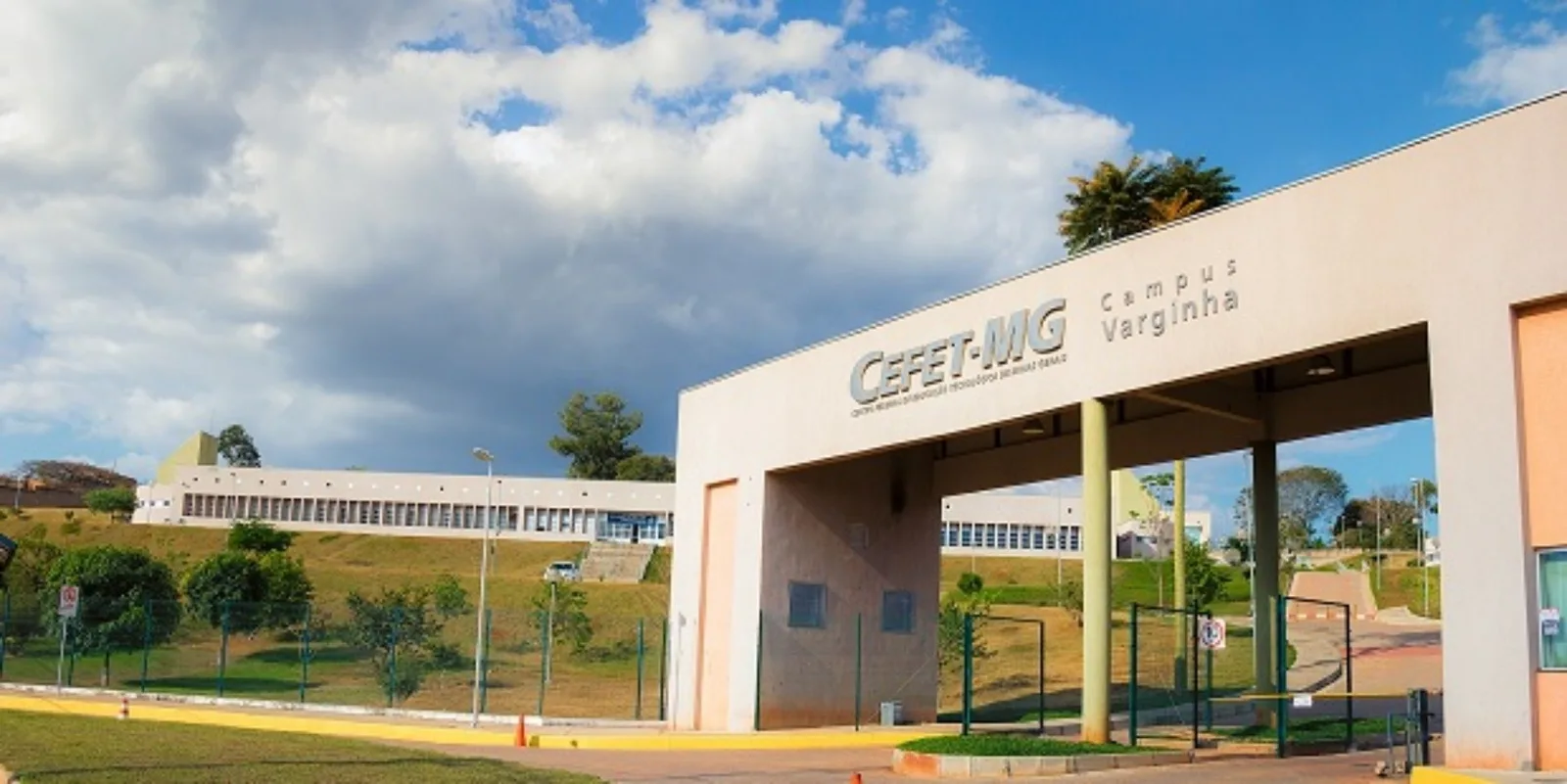 Lei cria universidades federais a partir dos Cefets de Minas Gerais e do Rio