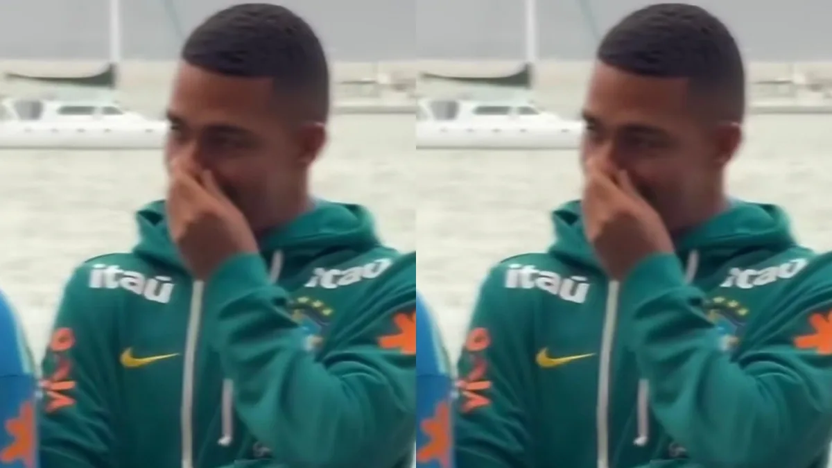 Samuel Lino se diverte durante recepção à Seleção Brasileira na Austrália