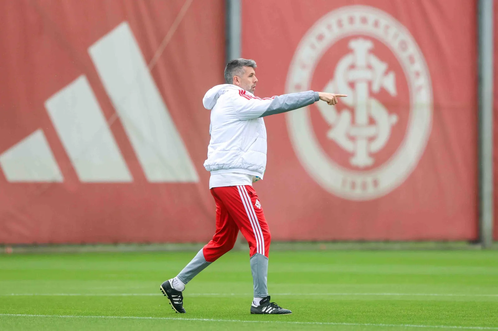 Inter enfrenta reta decisiva após saída de Pezzolano no Brasileirão