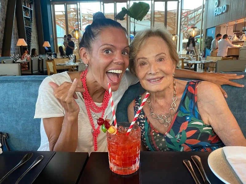 Mocita Fagundes relata sonho com a sogra Glória Menezes