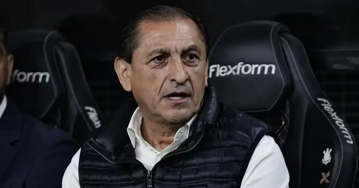 Corinthians avalia retorno de Ramón Díaz em meio à pressão sobre Fernando Diniz
