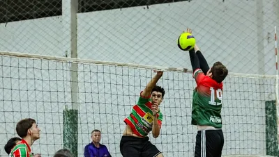Copa Unisc de vôlei misto reúne oito equipes em Santa Cruz do Sul