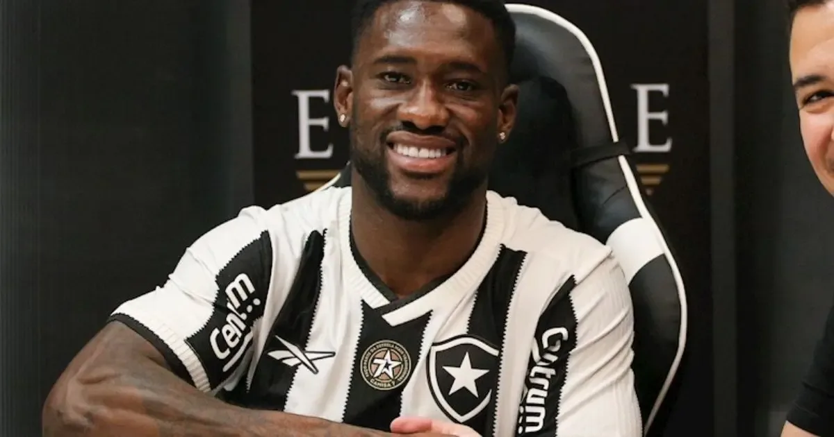 Bastos assina com o Fortaleza até 2026 após saída do Botafogo