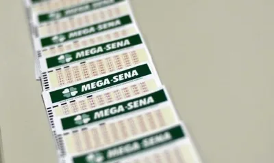 Mega-Sena acumula e pode pagar R$ 102 milhões nesta quinta-feira