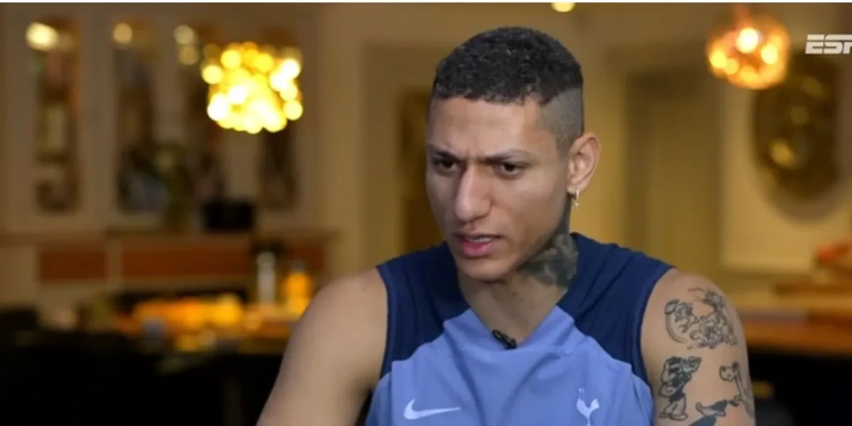 Tottenham rejeita proposta do Vasco por Richarlison, e jogador avalia rescisão