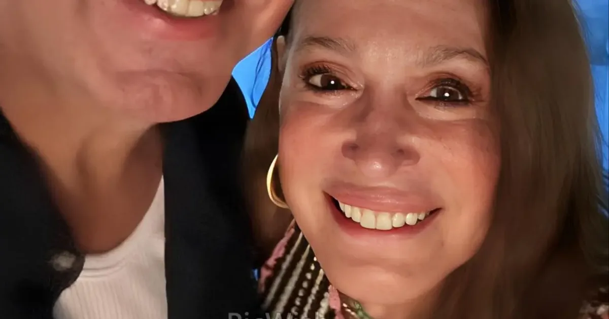 Susana Vieira publica foto com o filho e fãs destacam semelhança entre os dois