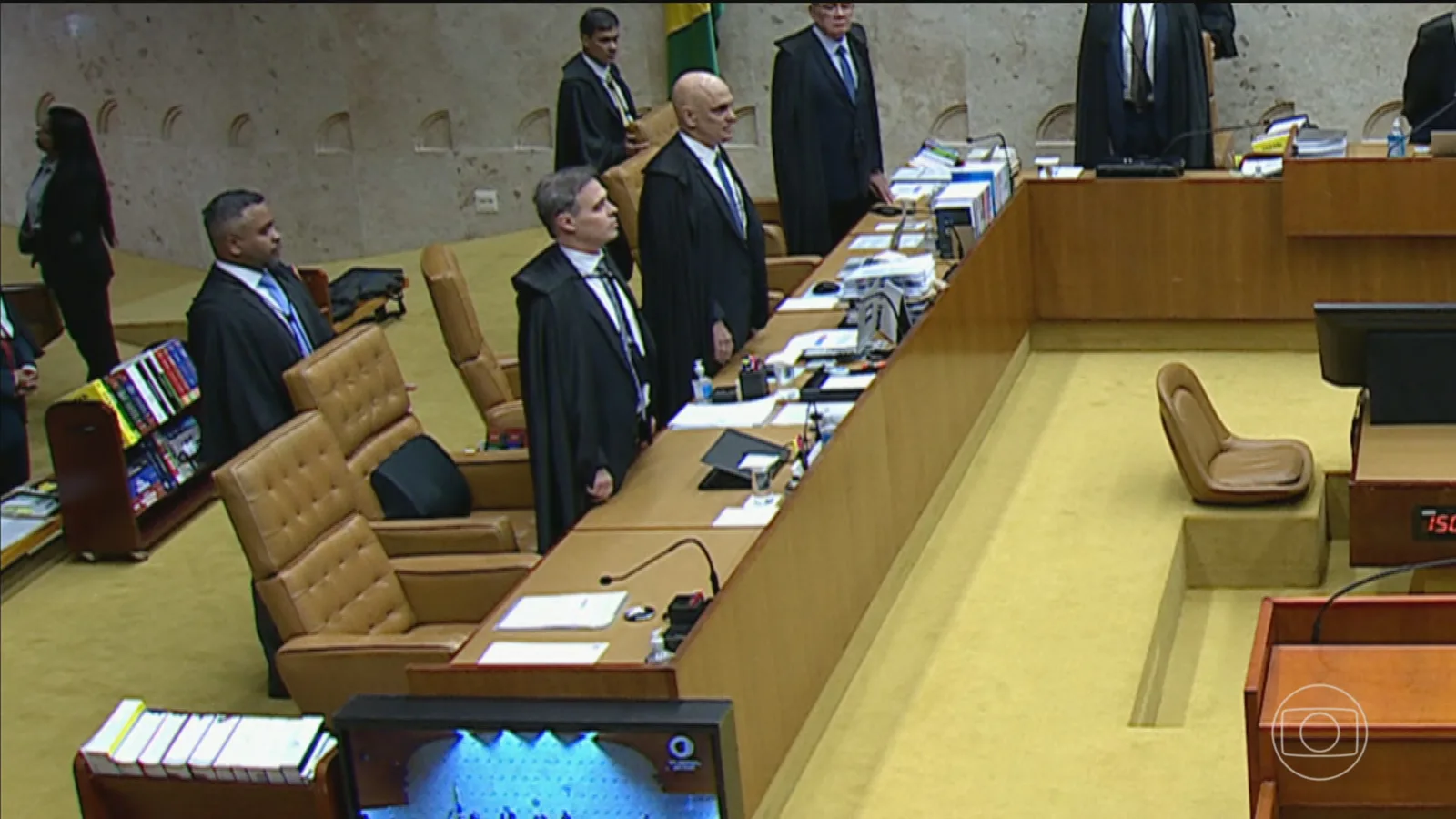Inquérito das fake news reúne decisões controversas no STF