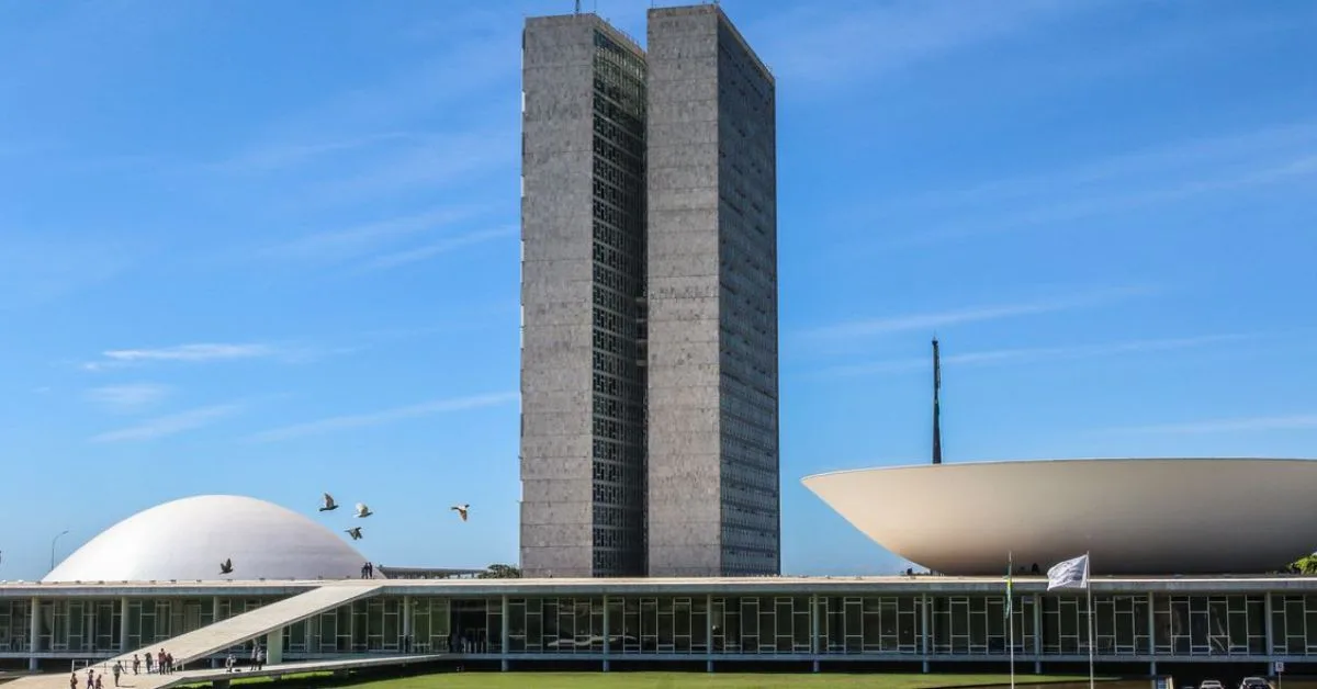 Rejeição ao Congresso chega a 51% entre eleitores com maior renda, diz Datafolha
