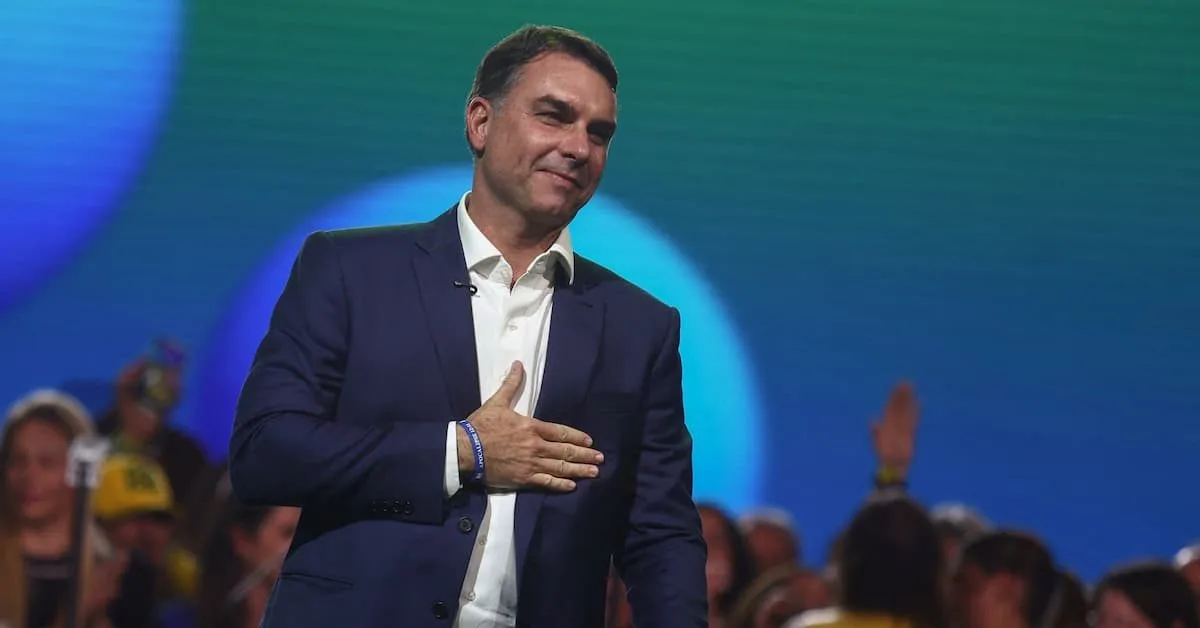 Mendonça abre procedimento para apurar recursos de filme ligado a Flávio Bolsonaro