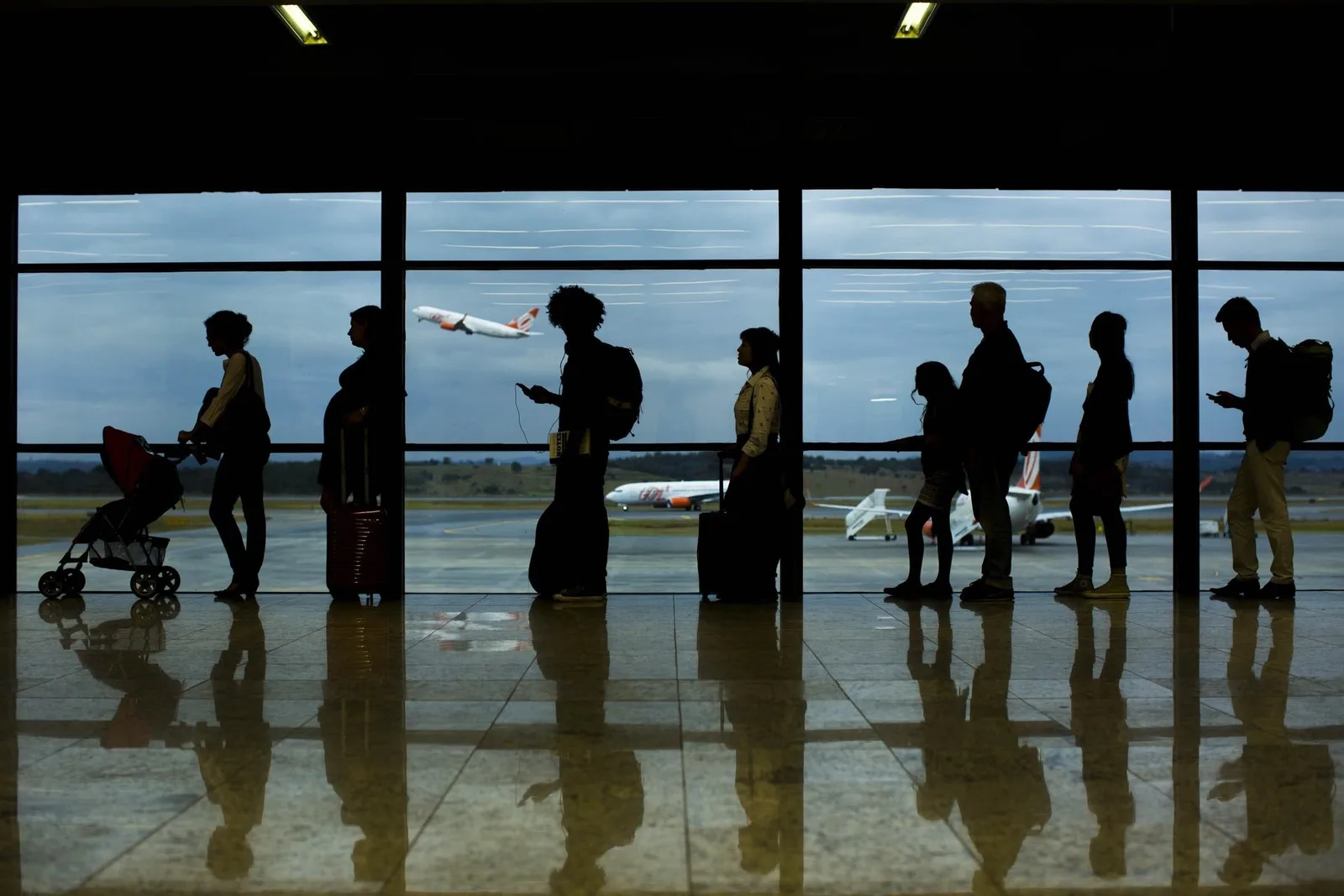 Falha global no GPS cancela voos da Azul em aeroporto de Confins