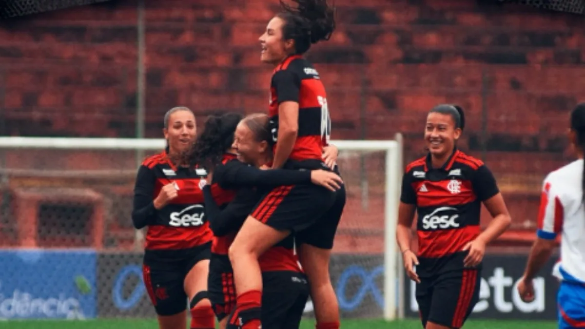 Flamengo vence o Paraguai e espera definição do rival na final sub-20