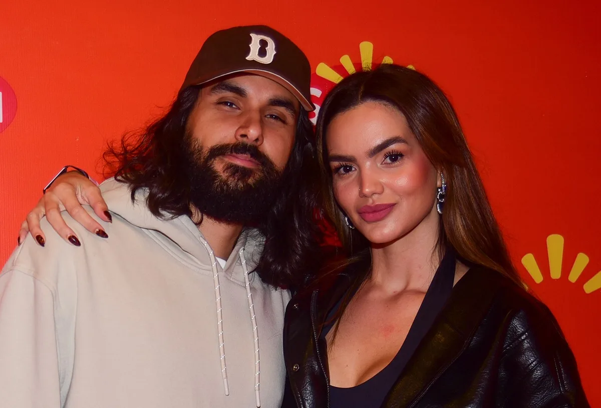 Suzanna Freitas aparece com namorado no Rock in Rio e comenta vida nas redes