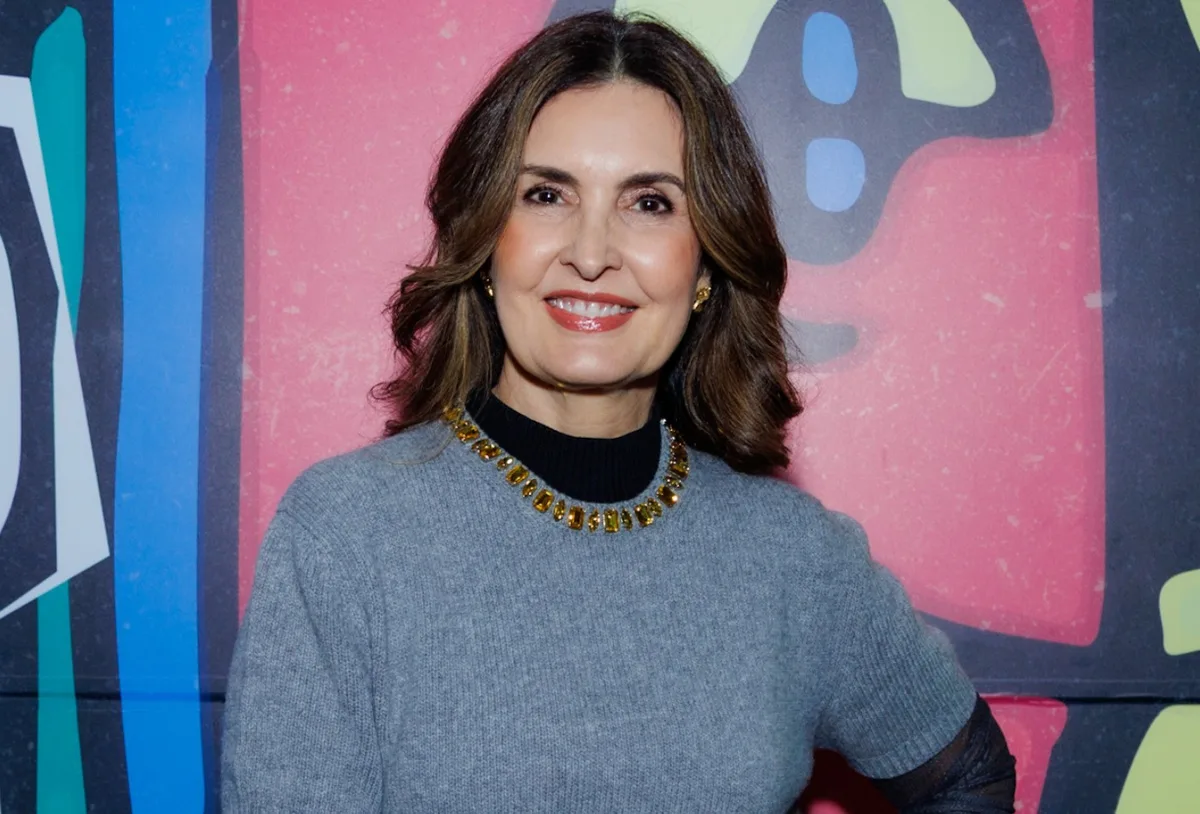 Fátima Bernardes revela livros que acompanham diferentes fases de sua vida