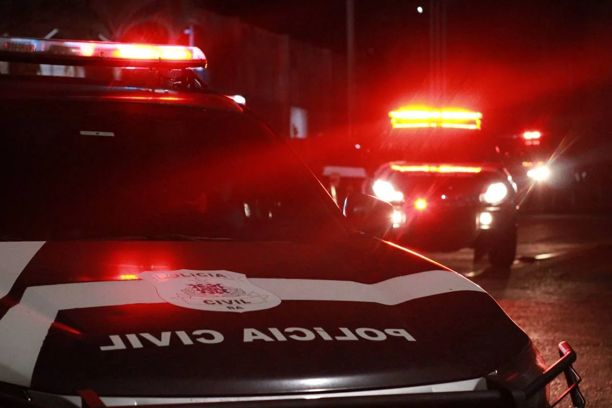 Polícia mantém homem preso após investigação iniciada na escola em Gongogi