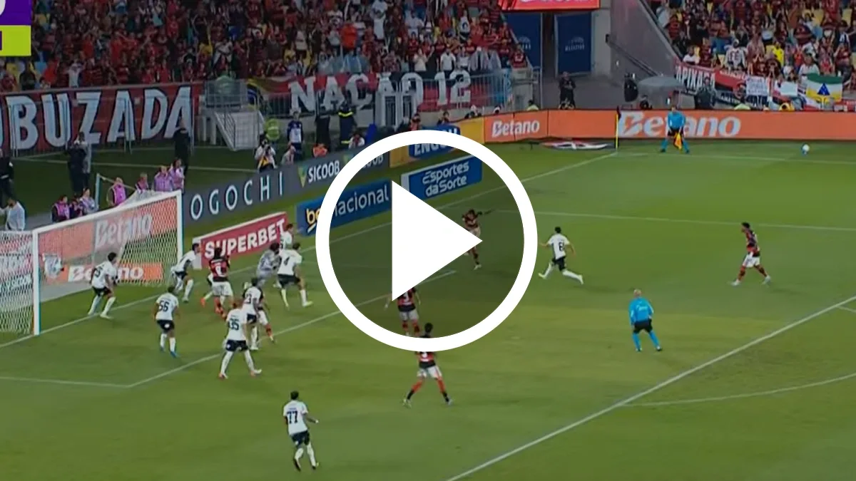 Paquetá marca para o Flamengo no segundo tempo contra o Corinthians